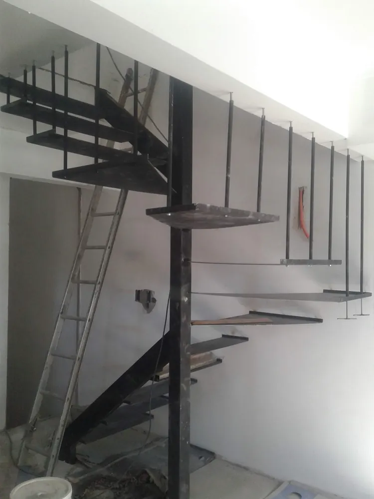 Escalera de hierro a medida, Rosario – HARCANDO – foto 6