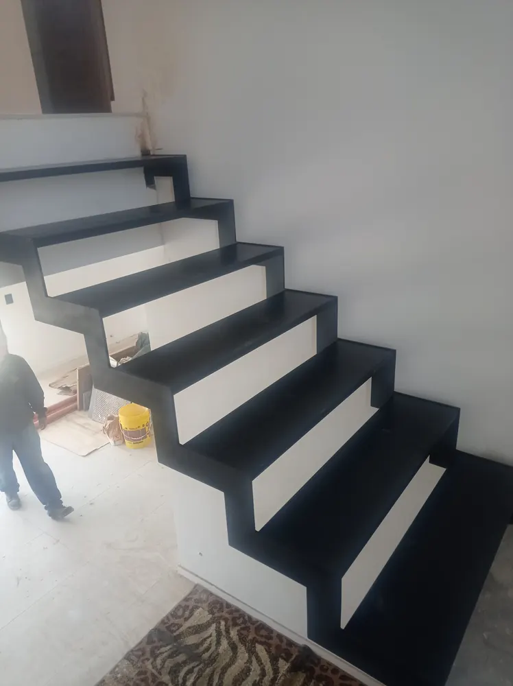 Escalera de hierro a medida, Rosario – HARCANDO – foto 26