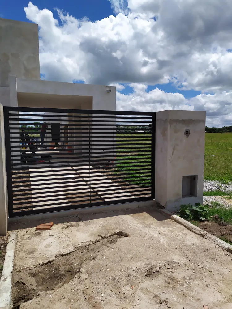 Portón de hierro a medida, Rosario – HARCANDO – foto 41
