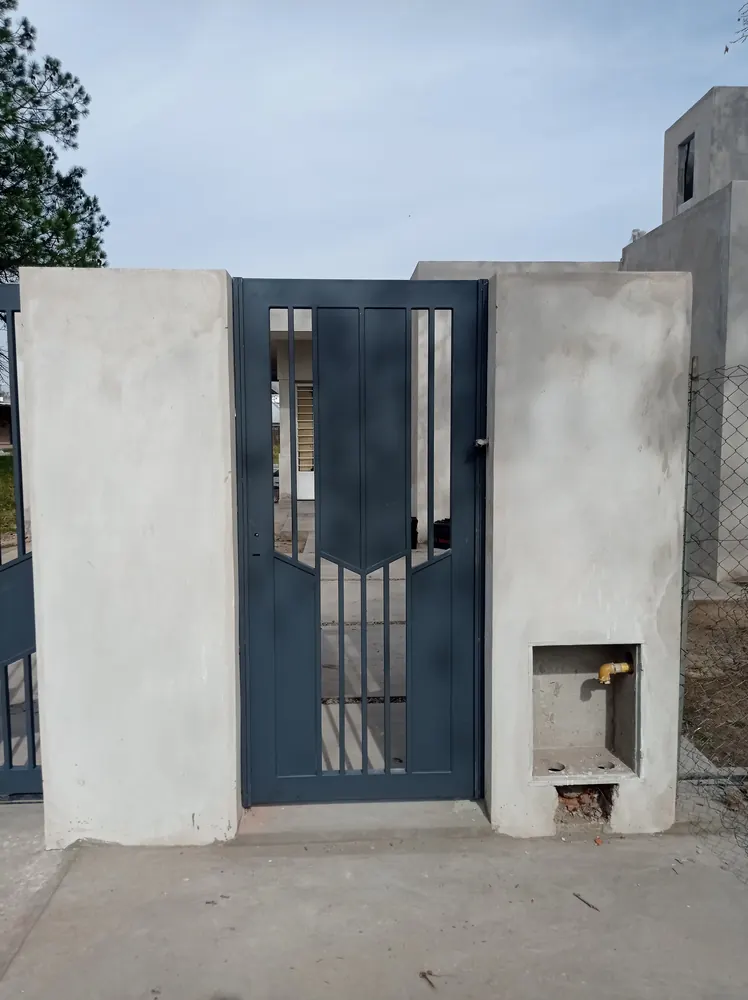 Portón de hierro a medida, Rosario – HARCANDO – foto 75